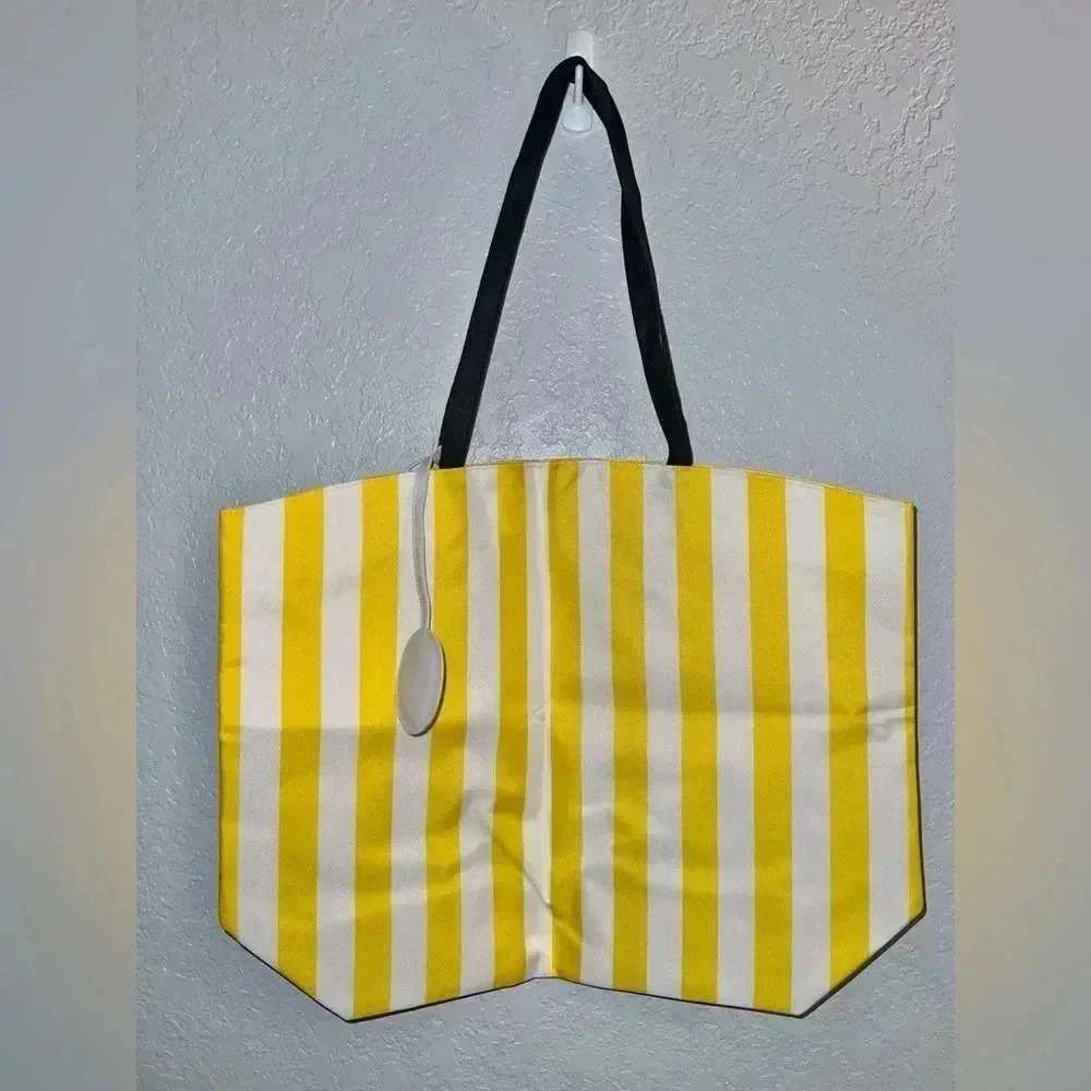 Beach Bundle: 👙Bikini Top, Swim Cover and Beach Tote, Yellow & White, Size 10 - Picture 13 of 17